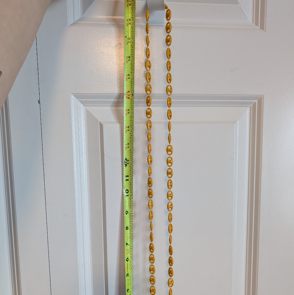Vintage Strand Unique Mustard Yellow Necklace - Picture 2 of 6